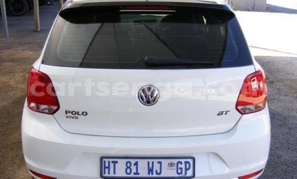 Nunua Ilio tumika Volkswagen Polo White Gari ndani ya Lavumisa nchini Wilaya ya Shiselweni Nunua Ilio tumika Volkswagen Polo White Gari ndani ya Lavumisa nchini Wilaya ya Shiselweni