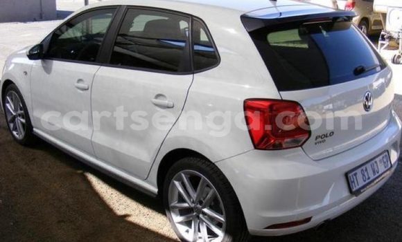 Nunua Ilio tumika Volkswagen Polo White Gari ndani ya Lavumisa nchini Wilaya ya Shiselweni Nunua Ilio tumika Volkswagen Polo White Gari ndani ya Lavumisa nchini Wilaya ya Shiselweni