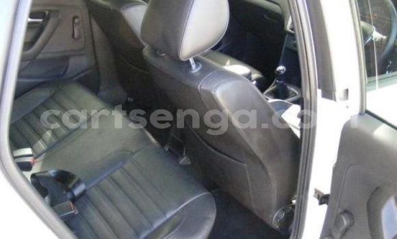 Nunua Ilio tumika Volkswagen Polo White Gari ndani ya Lavumisa nchini Wilaya ya Shiselweni Nunua Ilio tumika Volkswagen Polo White Gari ndani ya Lavumisa nchini Wilaya ya Shiselweni