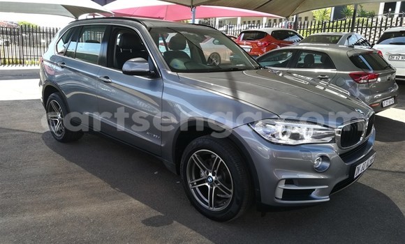 Nunua Ilio tumika BMW X5 Blue Gari ndani ya Mbabane nchini Manzini Nunua Ilio tumika BMW X5 Blue Gari ndani ya Mbabane nchini Manzini