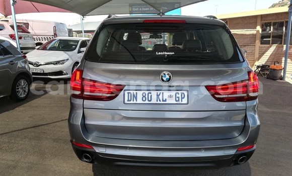 Nunua Ilio tumika BMW X5 Blue Gari ndani ya Mbabane nchini Manzini Nunua Ilio tumika BMW X5 Blue Gari ndani ya Mbabane nchini Manzini