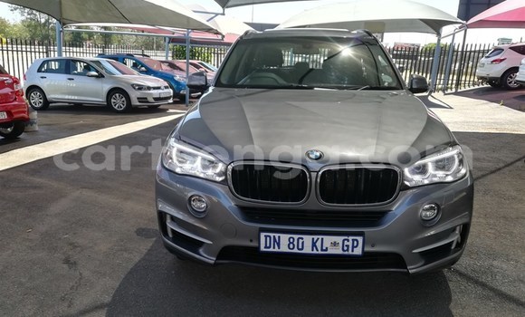 Nunua Ilio tumika BMW X5 Blue Gari ndani ya Mbabane nchini Manzini Nunua Ilio tumika BMW X5 Blue Gari ndani ya Mbabane nchini Manzini