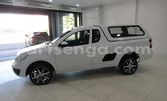 Buy Used Chevrolet Corsa White Car in Ezulwini in Hhohho Buy Used Chevrolet Corsa White Car in Ezulwini in Hhohho