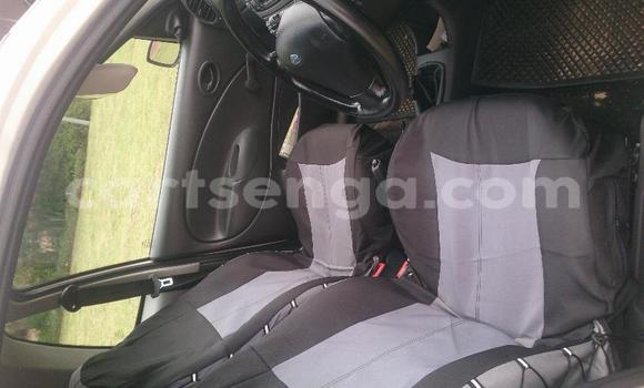 Nunua Ilio tumika Ford B-MAX White Gari ndani ya Bulembu nchini Hhohho Nunua Ilio tumika Ford B-MAX White Gari ndani ya Bulembu nchini Hhohho