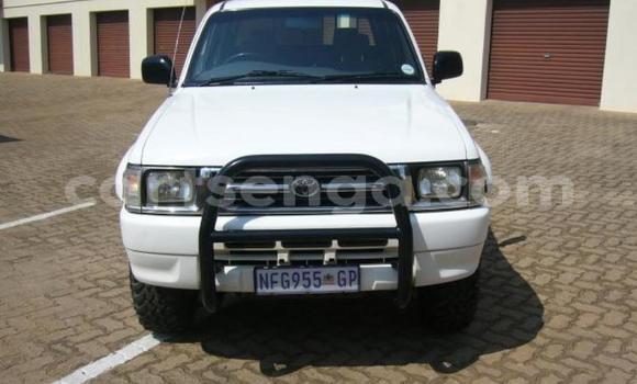 Nunua Ilio tumika Toyota Hilux White Gari ndani ya Ezulwini nchini Hhohho Nunua Ilio tumika Toyota Hilux White Gari ndani ya Ezulwini nchini Hhohho