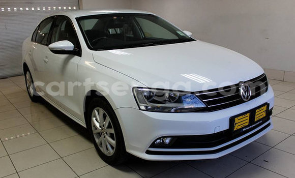 Nunua Ilio tumika Volkswagen Jetta White Gari ndani ya Hlatikulu nchini Wilaya ya Shiselweni Nunua Ilio tumika Volkswagen Jetta White Gari ndani ya Hlatikulu nchini Wilaya ya Shiselweni