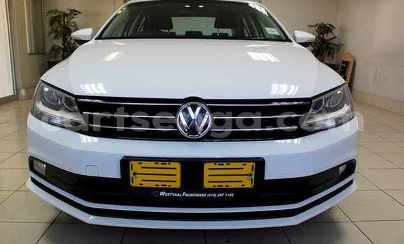 Nunua Ilio tumika Volkswagen Jetta White Gari ndani ya Hlatikulu nchini Wilaya ya Shiselweni Nunua Ilio tumika Volkswagen Jetta White Gari ndani ya Hlatikulu nchini Wilaya ya Shiselweni