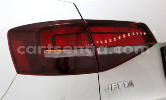 Nunua Ilio tumika Volkswagen Jetta White Gari ndani ya Hlatikulu nchini Wilaya ya Shiselweni Nunua Ilio tumika Volkswagen Jetta White Gari ndani ya Hlatikulu nchini Wilaya ya Shiselweni