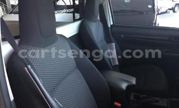 Nunua Ilio tumika Toyota Hilux Silver Gari ndani ya Big Bend nchini Wilaya ya Lubombo Nunua Ilio tumika Toyota Hilux Silver Gari ndani ya Big Bend nchini Wilaya ya Lubombo