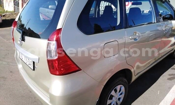 Buy Used Toyota Avanza Other Car in Bulembu in Hhohho Buy Used Toyota Avanza Other Car in Bulembu in Hhohho