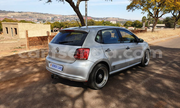 Nunua Ilio tumika Volkswagen Polo Silver Gari ndani ya Bulembu nchini Hhohho Nunua Ilio tumika Volkswagen Polo Silver Gari ndani ya Bulembu nchini Hhohho