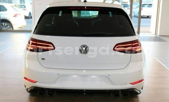 Buy Used Volkswagen Golf R White Car in Bhunya in Manzini Buy Used Volkswagen Golf R White Car in Bhunya in Manzini
