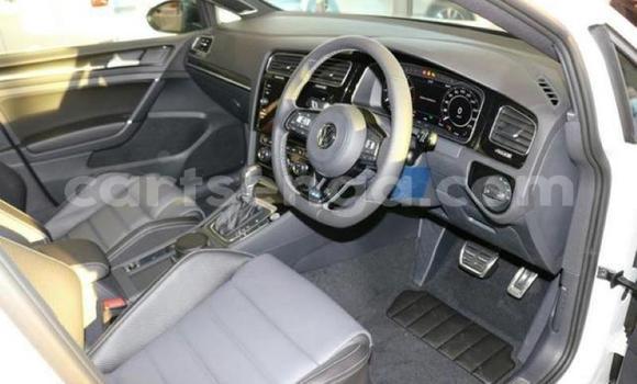 Buy Used Volkswagen Golf R White Car in Bhunya in Manzini Buy Used Volkswagen Golf R White Car in Bhunya in Manzini