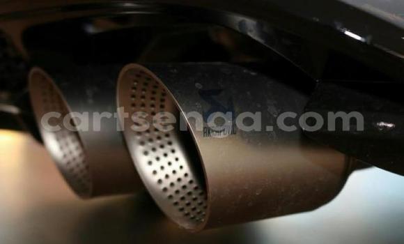 Buy Used Volkswagen Golf R White Car in Bhunya in Manzini Buy Used Volkswagen Golf R White Car in Bhunya in Manzini