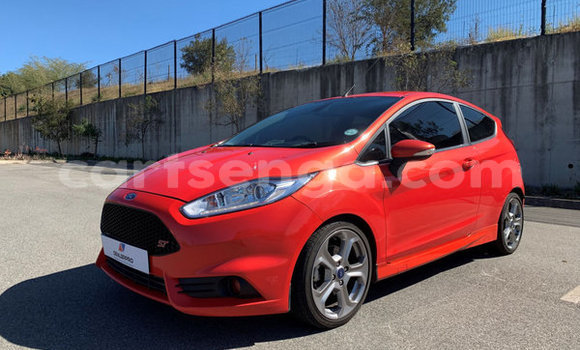 Nunua Ilio tumika Ford Fiesta ST Red Gari ndani ya Ezulwini nchini Hhohho Nunua Ilio tumika Ford Fiesta ST Red Gari ndani ya Ezulwini nchini Hhohho
