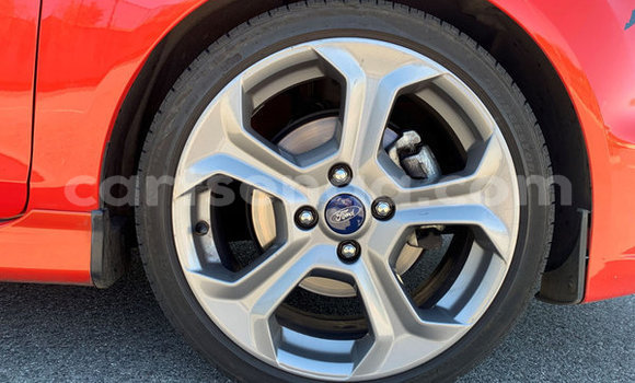 Nunua Ilio tumika Ford Fiesta ST Red Gari ndani ya Ezulwini nchini Hhohho Nunua Ilio tumika Ford Fiesta ST Red Gari ndani ya Ezulwini nchini Hhohho