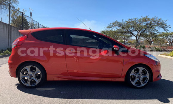 Nunua Ilio tumika Ford Fiesta ST Red Gari ndani ya Ezulwini nchini Hhohho Nunua Ilio tumika Ford Fiesta ST Red Gari ndani ya Ezulwini nchini Hhohho