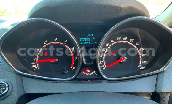 Nunua Ilio tumika Ford Fiesta ST Red Gari ndani ya Ezulwini nchini Hhohho Nunua Ilio tumika Ford Fiesta ST Red Gari ndani ya Ezulwini nchini Hhohho