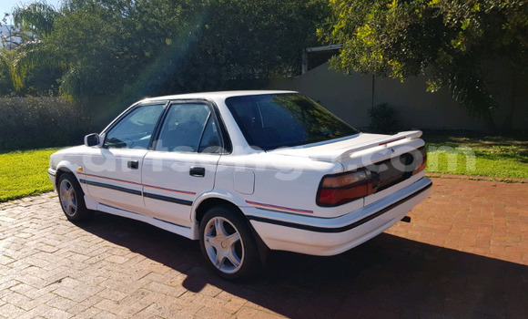 Buy Used Toyota Corolla White Car in Ezulwini in Hhohho Buy Used Toyota Corolla White Car in Ezulwini in Hhohho