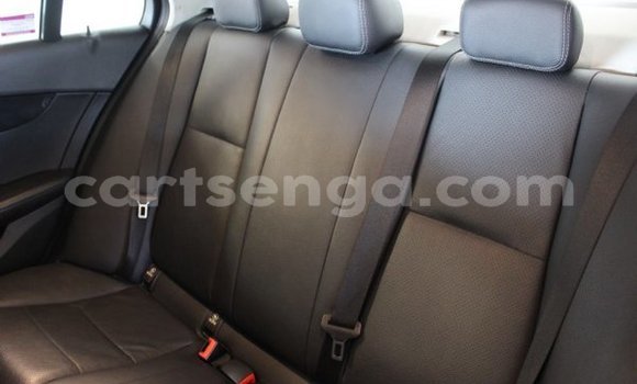 Acheter Occasion Voiture Mercedes‒Benz CLK-klasse AMG Blanc à Hlatikulu, Shiselweni District Acheter Occasion Voiture Mercedes‒Benz CLK-klasse AMG Blanc à Hlatikulu, Shiselweni District