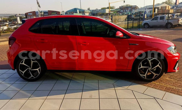 Nunua Ilio tumika Volkswagen Polo Red Gari ndani ya Ezulwini nchini Hhohho Nunua Ilio tumika Volkswagen Polo Red Gari ndani ya Ezulwini nchini Hhohho