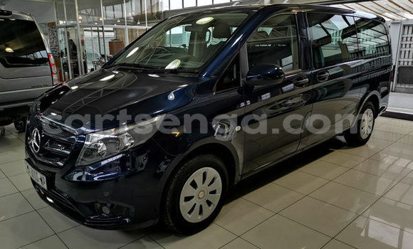 Acheter Occasion Voiture Mercedes‒Benz Vito Bleu à Ezulwini, Hhohho Acheter Occasion Voiture Mercedes‒Benz Vito Bleu à Ezulwini, Hhohho