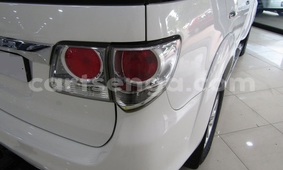Buy Used Toyota Fortuner White Car in Ezulwini in Hhohho Buy Used Toyota Fortuner White Car in Ezulwini in Hhohho