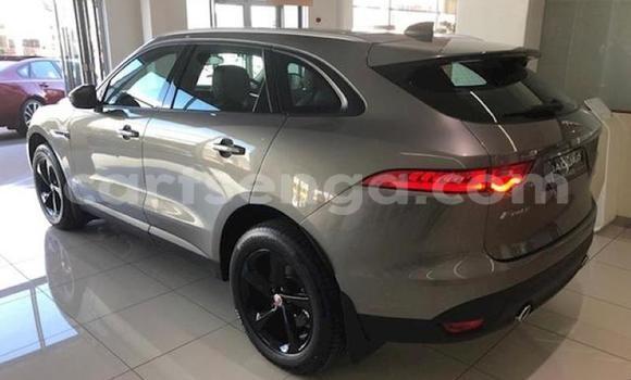 Nunua Ilio tumika Jaguar F-Pace Silver Gari ndani ya Big Bend nchini Wilaya ya Lubombo Nunua Ilio tumika Jaguar F-Pace Silver Gari ndani ya Big Bend nchini Wilaya ya Lubombo