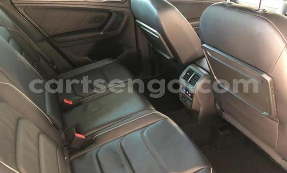 Buy Used Volkswagen Tiguan White Car in Bhunya in Manzini Buy Used Volkswagen Tiguan White Car in Bhunya in Manzini