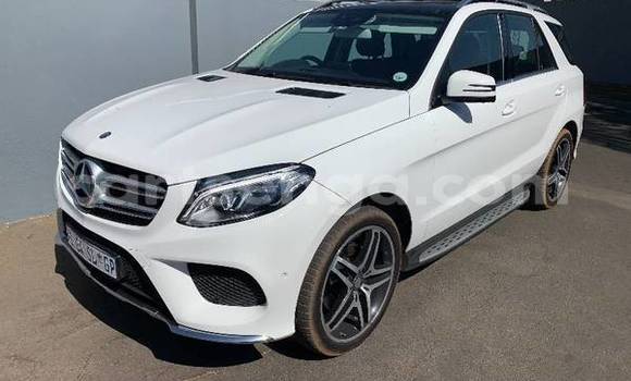 Nunua Ilio tumika Mercedes‒Benz SL-klasse AMG White Gari ndani ya Hlatikulu nchini Wilaya ya Shiselweni Nunua Ilio tumika Mercedes‒Benz SL-klasse AMG White Gari ndani ya Hlatikulu nchini Wilaya ya Shiselweni