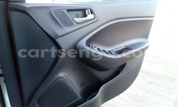 Acheter Occasion Voiture Hyundai i20 Blanc à Ezulwini, Hhohho Acheter Occasion Voiture Hyundai i20 Blanc à Ezulwini, Hhohho