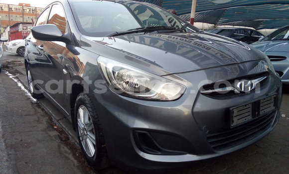 Acheter Occasion Voiture Hyundai Accent Gris à Hlatikulu, Shiselweni District Acheter Occasion Voiture Hyundai Accent Gris à Hlatikulu, Shiselweni District