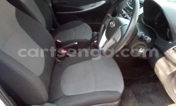 Acheter Occasion Voiture Hyundai Accent Gris à Hlatikulu, Shiselweni District Acheter Occasion Voiture Hyundai Accent Gris à Hlatikulu, Shiselweni District