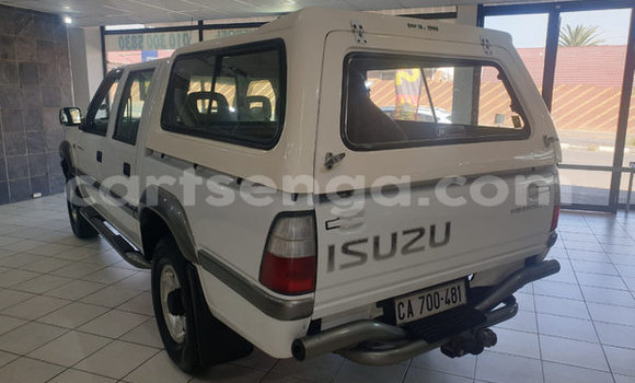 Acheter Occasion Voiture Isuzu KB Blanc à Bulembu, Hhohho Acheter Occasion Voiture Isuzu KB Blanc à Bulembu, Hhohho