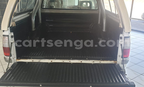 Acheter Occasion Voiture Isuzu KB Blanc à Bulembu, Hhohho Acheter Occasion Voiture Isuzu KB Blanc à Bulembu, Hhohho