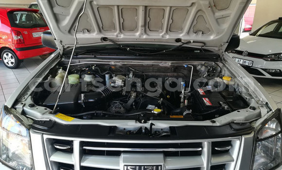 Acheter Occasion Voiture Isuzu KB Gris à Ezulwini, Hhohho Acheter Occasion Voiture Isuzu KB Gris à Ezulwini, Hhohho