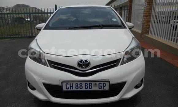 Nunua Ilio tumika Toyota Yaris White Gari ndani ya Manzini nchini Manzini Nunua Ilio tumika Toyota Yaris White Gari ndani ya Manzini nchini Manzini