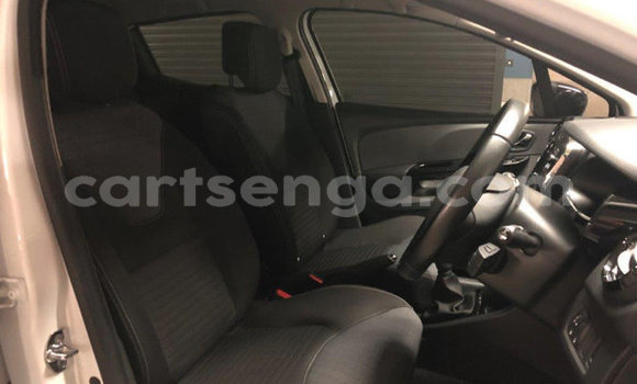 Buy Used Renault Clio White Car in Big Bend in Lubombo Buy Used Renault Clio White Car in Big Bend in Lubombo