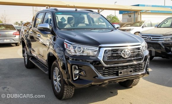 Nunua Imported Toyota Hilux Black Gari ndani ya Import - Dubai nchini Hhohho Nunua Imported Toyota Hilux Black Gari ndani ya Import - Dubai nchini Hhohho