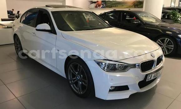 Nunua Ilio tumika BMW 3–Series White Gari ndani ya Manzini nchini Manzini Nunua Ilio tumika BMW 3–Series White Gari ndani ya Manzini nchini Manzini