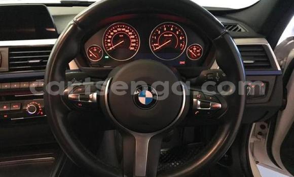 Nunua Ilio tumika BMW 3–Series White Gari ndani ya Manzini nchini Manzini Nunua Ilio tumika BMW 3–Series White Gari ndani ya Manzini nchini Manzini