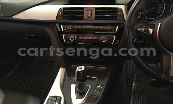 Nunua Ilio tumika BMW 3–Series White Gari ndani ya Manzini nchini Manzini Nunua Ilio tumika BMW 3–Series White Gari ndani ya Manzini nchini Manzini