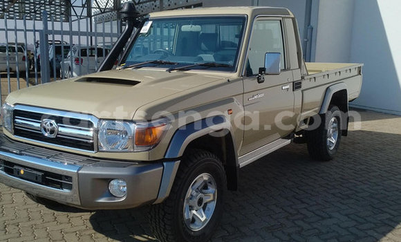 Nunua Ilio tumika Toyota Land Cruiser Brown Gari ndani ya Bulembu nchini Hhohho Nunua Ilio tumika Toyota Land Cruiser Brown Gari ndani ya Bulembu nchini Hhohho