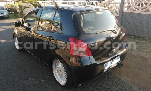 Nunua Ilio tumika Toyota Yaris Black Gari ndani ya Big Bend nchini Wilaya ya Lubombo Nunua Ilio tumika Toyota Yaris Black Gari ndani ya Big Bend nchini Wilaya ya Lubombo