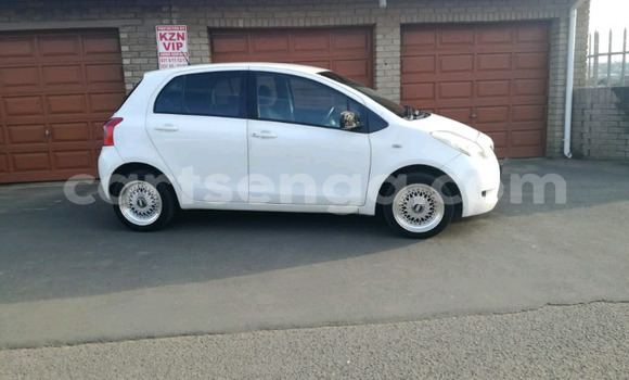 Acheter Occasion Voiture Toyota Yaris Blanc à Ezulwini, Hhohho Acheter Occasion Voiture Toyota Yaris Blanc à Ezulwini, Hhohho