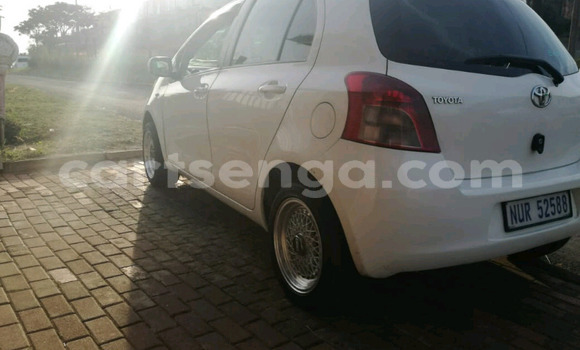 Acheter Occasion Voiture Toyota Yaris Blanc à Ezulwini, Hhohho Acheter Occasion Voiture Toyota Yaris Blanc à Ezulwini, Hhohho