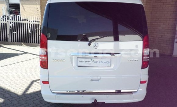 Nunua Ilio tumika Mercedes‒Benz Viano White Gari ndani ya Ezulwini nchini Hhohho Nunua Ilio tumika Mercedes‒Benz Viano White Gari ndani ya Ezulwini nchini Hhohho