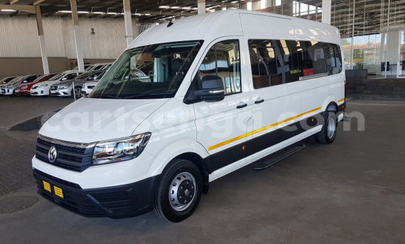 Nunua Ilio tumika Volkswagen Transporter White Gari ndani ya Ezulwini nchini Hhohho Nunua Ilio tumika Volkswagen Transporter White Gari ndani ya Ezulwini nchini Hhohho