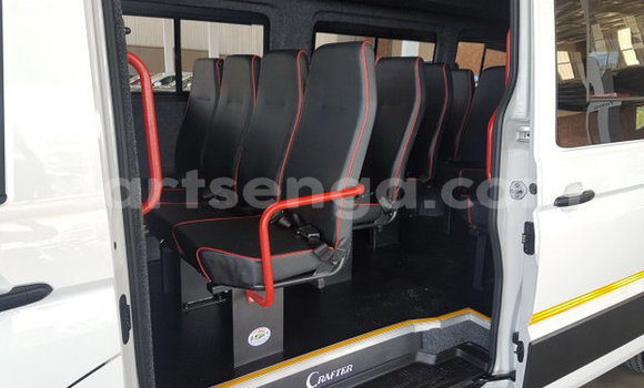 Nunua Ilio tumika Volkswagen Transporter White Gari ndani ya Ezulwini nchini Hhohho Nunua Ilio tumika Volkswagen Transporter White Gari ndani ya Ezulwini nchini Hhohho