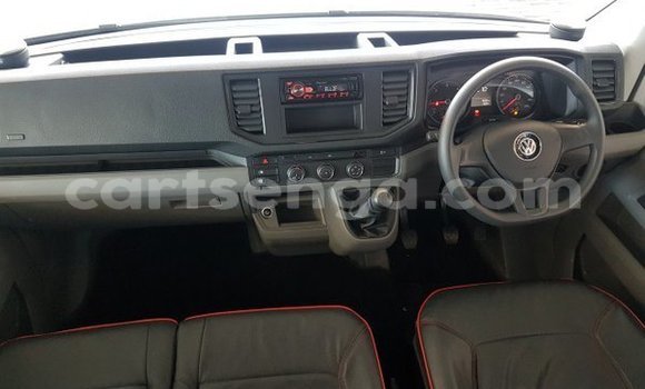 Nunua Ilio tumika Volkswagen Transporter White Gari ndani ya Ezulwini nchini Hhohho Nunua Ilio tumika Volkswagen Transporter White Gari ndani ya Ezulwini nchini Hhohho